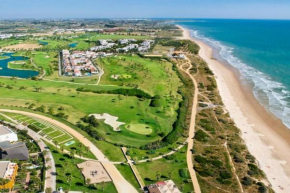 AMPLIO PISO EN COSTA BALLENA A 100 M DE LA PLAYA